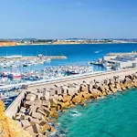 Ferienhaus Beautiful In Conil De La Frontera