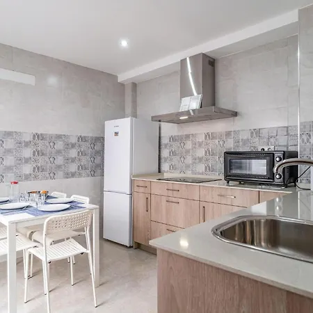 Amazing In With Kitchen Holiday home *